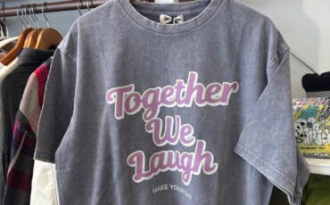 お揃いもおすすめ◎ロゴTシャツ