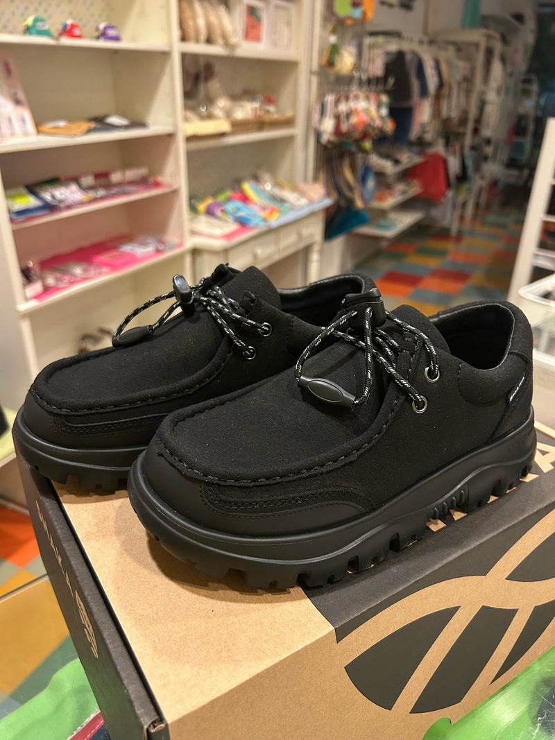 SHAKA／トレイルチロルモック入荷しました！